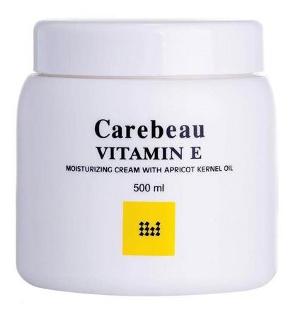 Крем для тела с витамином Е и маслом абрикосовых косточек Carebeau 500 мл