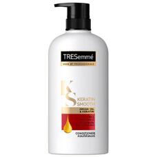 Разглаживающий кондиционер с кератином Tresemme Smooth 480 мл